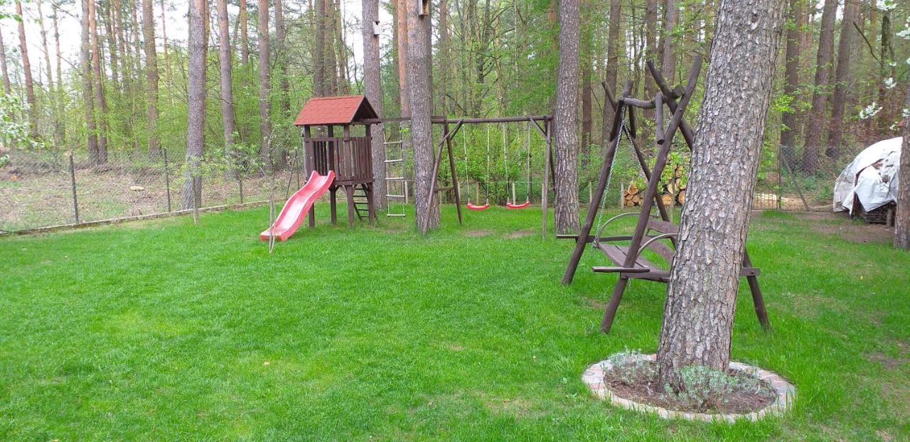 Dom Na Skraju Lasu Villa Wilkasy Buitenkant foto