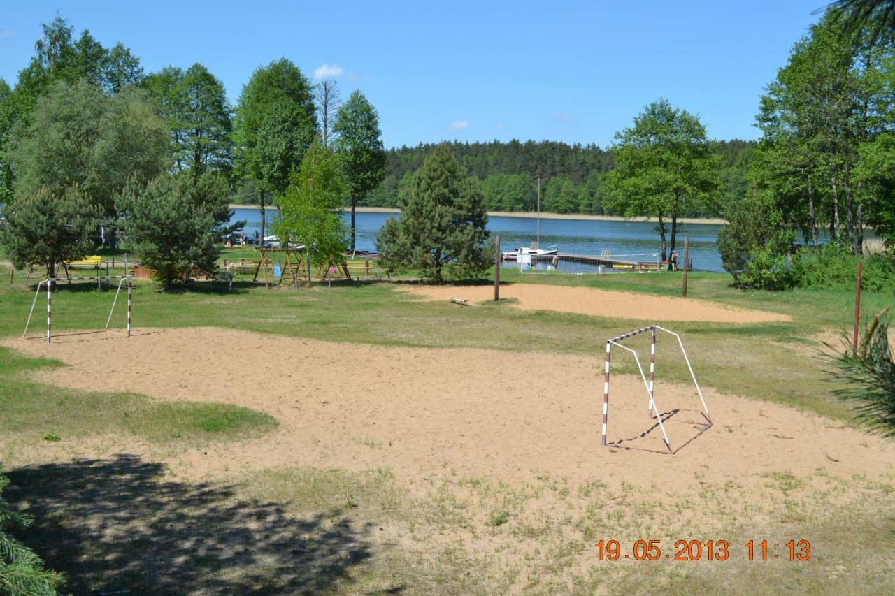 Dom Na Skraju Lasu Villa Wilkasy Buitenkant foto